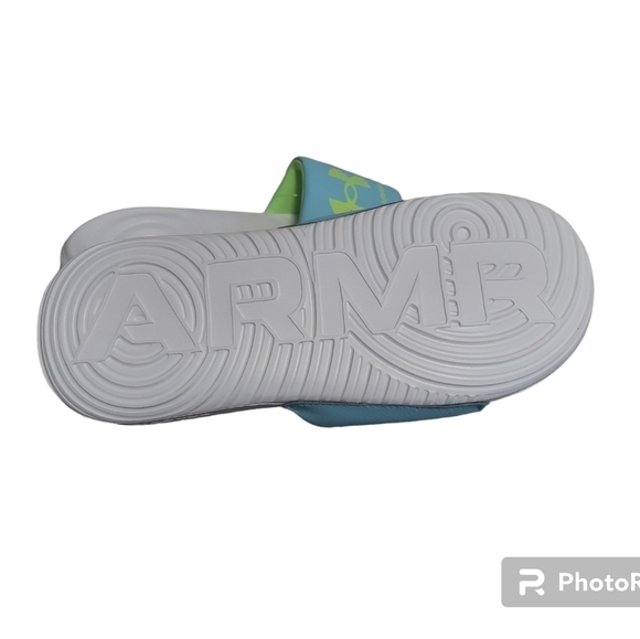 Under Armour Slides - Picture 5 of 5